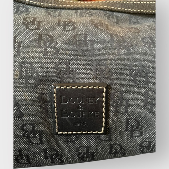 Authentic Dooney & Bourke Black DB Monogram Shoulder Bag w Duck Charm Vintage - Picture 3 of 16
